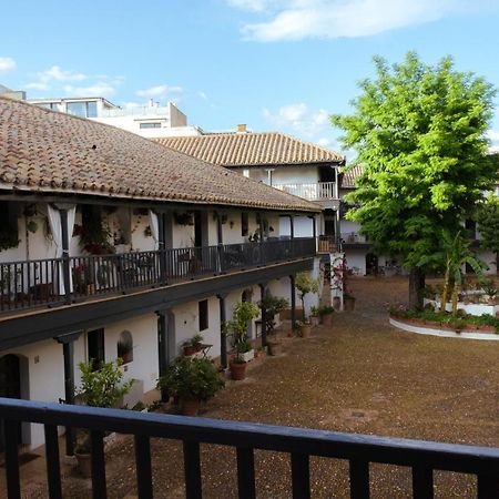 Vista Corral Del Conde Apartment Sevilla Bagian luar foto