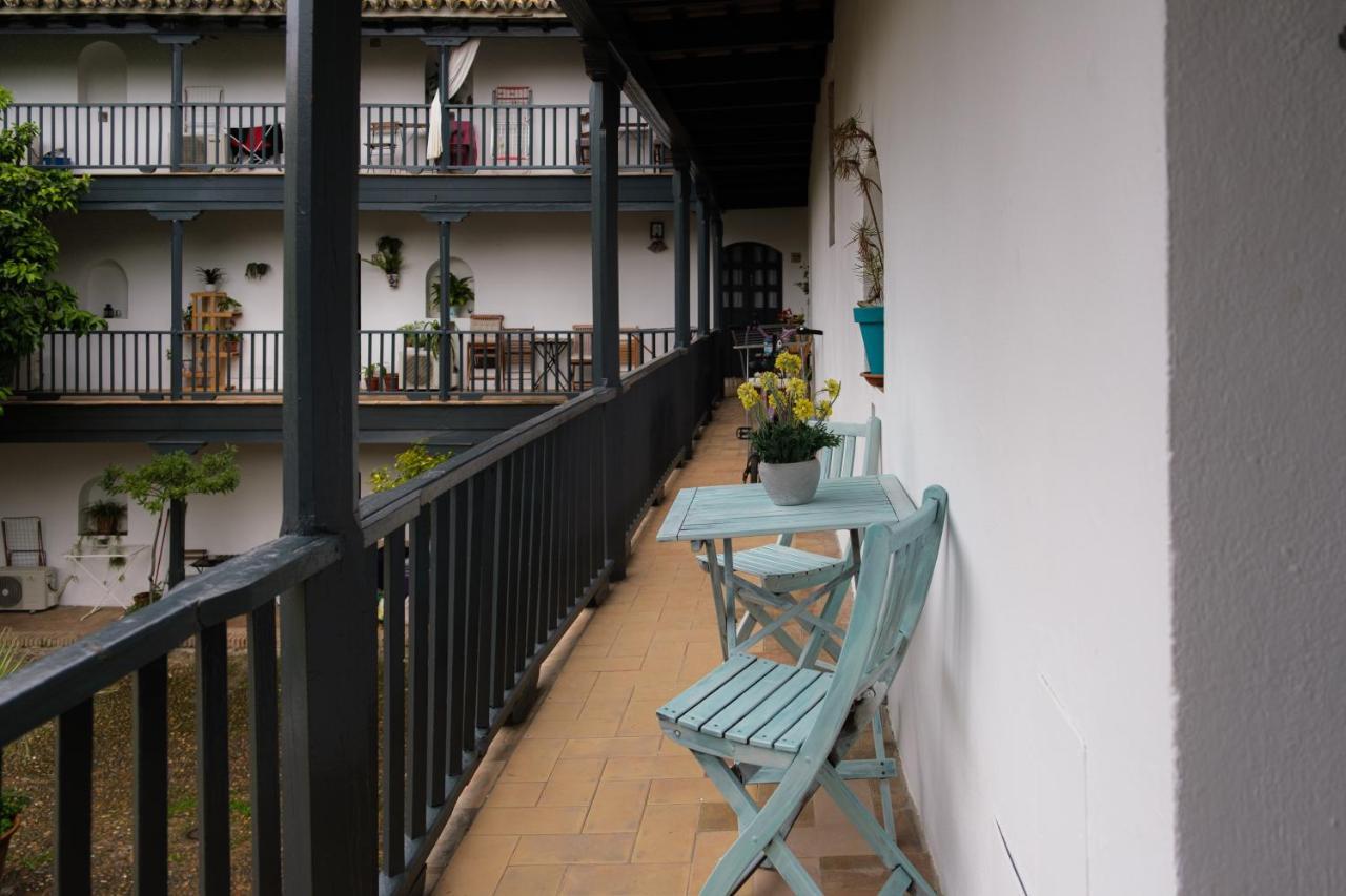 Vista Corral Del Conde Apartment Sevilla Bagian luar foto